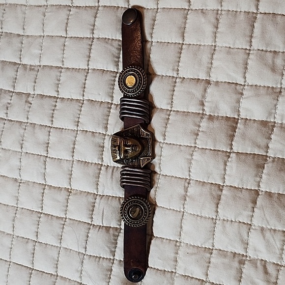 Vintage Egyptian signed: SWALLOW bracelet - Picture 1 of 9